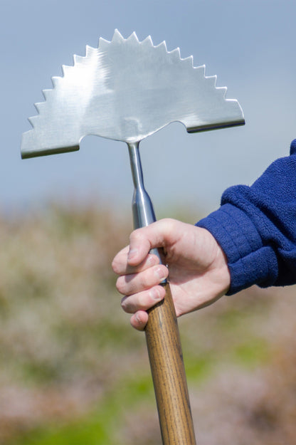 Gardening Stainless Steel Edging Iron, Hand Weed Remover Tool, Hand Daisy Grubber 3 in 1 Garden Tool Set By Jamieson Brothers